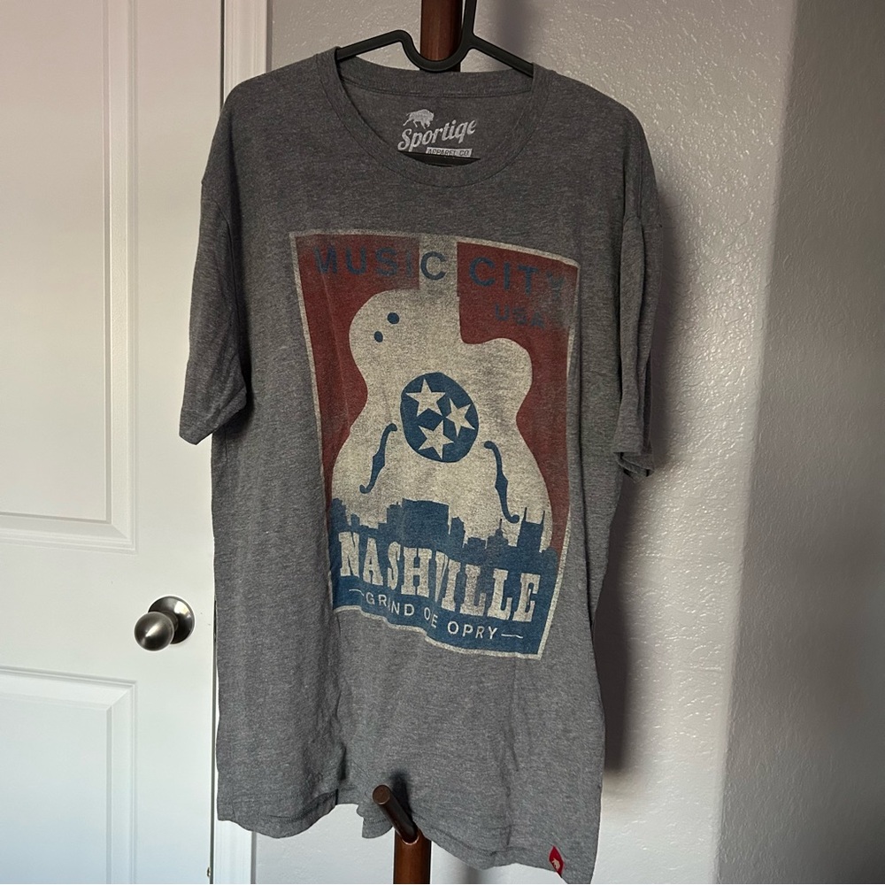 M Grey Roman Music City Guitar T Shirt Size L |A11 - Picture 6 of 7